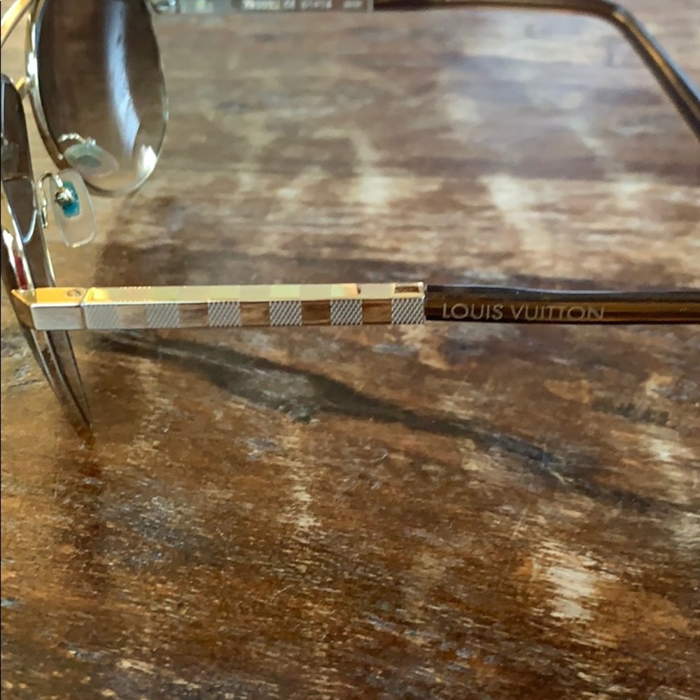 Designer Sunglasses - Picture 2 of 4